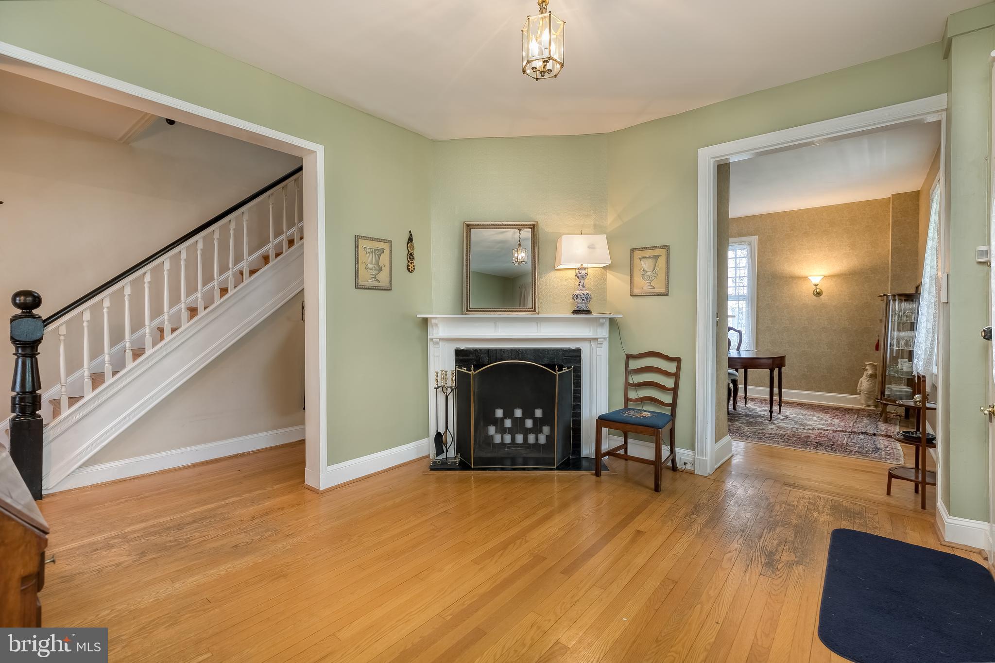 118 Hawthorn Road Baltimore, MD 21210 - Photo 6 of 41
