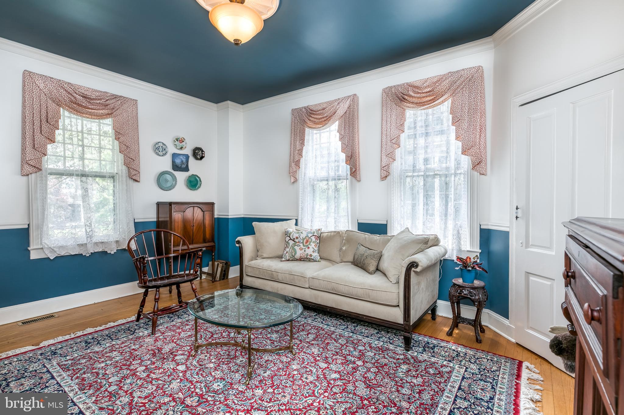118 Hawthorn Road Baltimore, MD 21210 - Photo 8 of 41