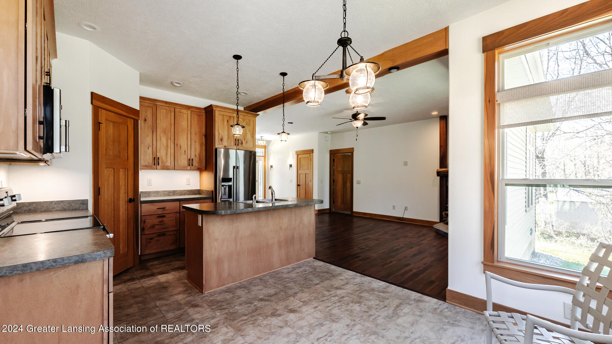 1824 Towner Road East Lansing, MI 48823 - Photo 8 of 38 06
