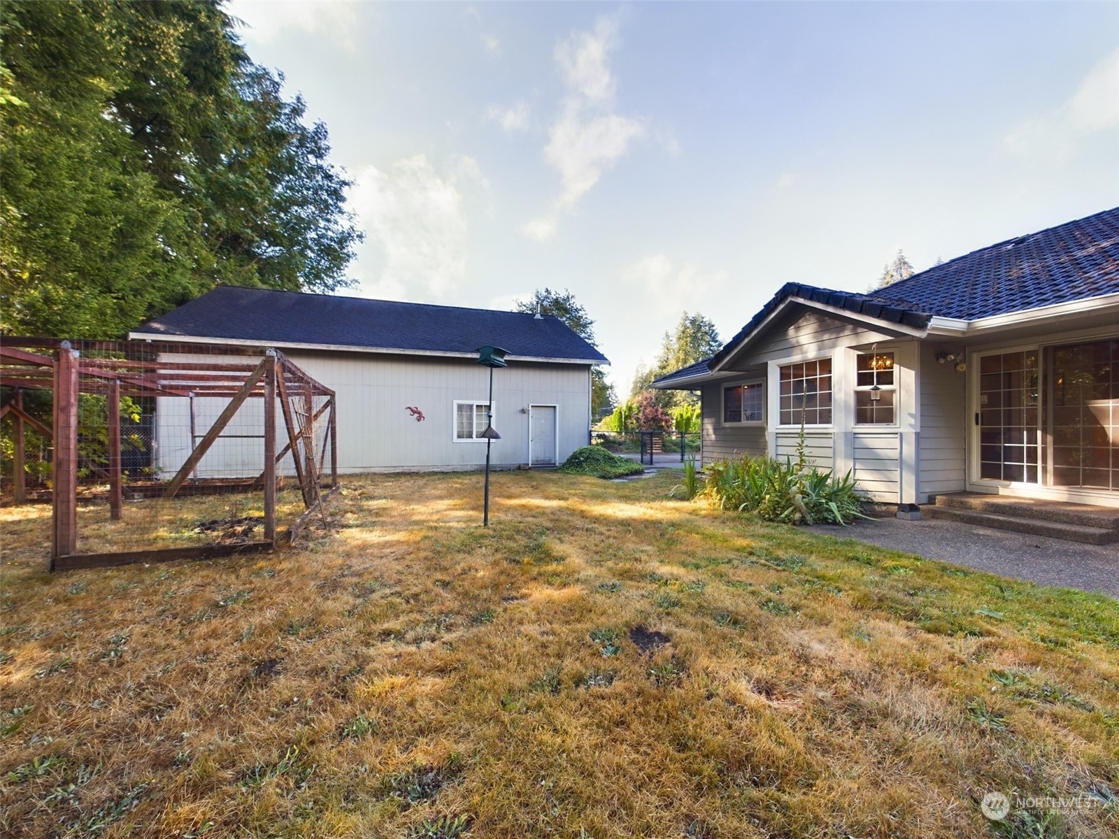 3340 Lilly Road Northeast Olympia, WA 98506 - Photo 4 of 24 Gallery Image 4