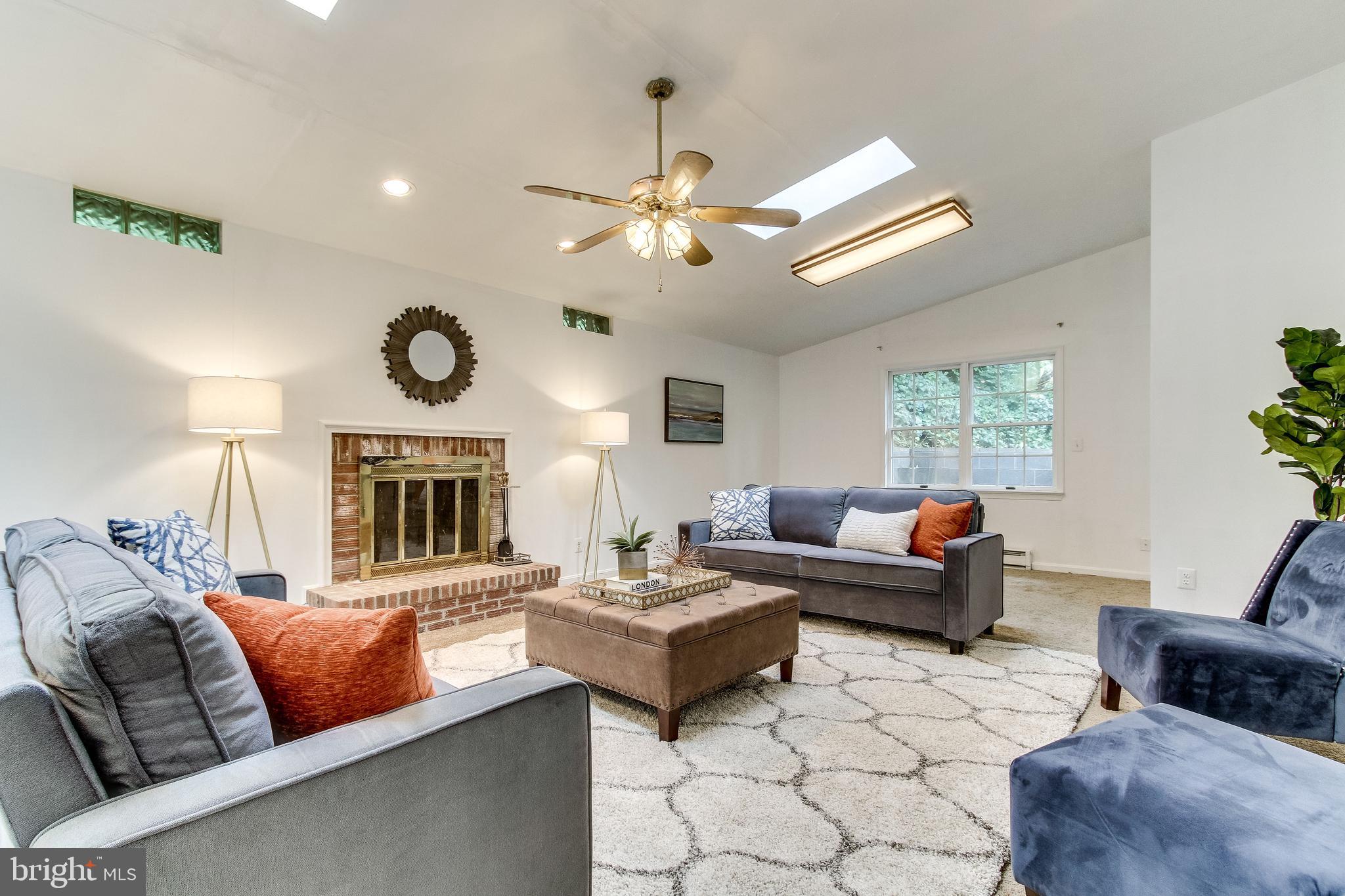 3141 South Glebe Road Arlington, VA 22202 - Photo 3 of 37