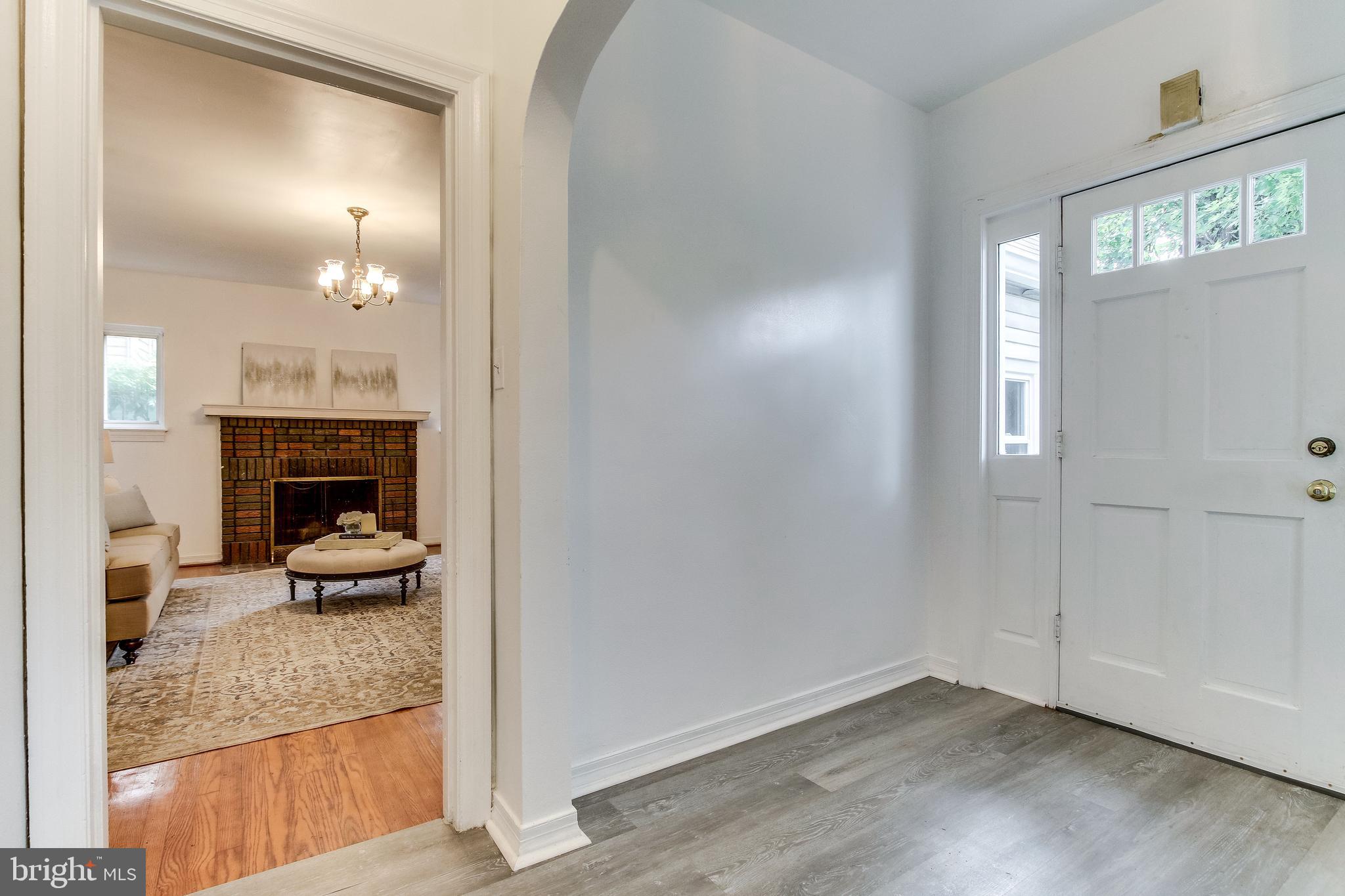 3141 South Glebe Road Arlington, VA 22202 - Photo 8 of 37