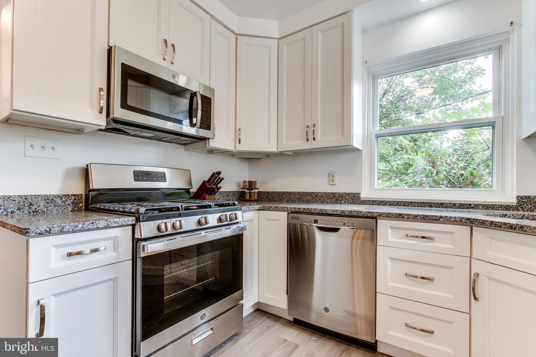 3141 South Glebe Road Arlington, VA 22202 - Photo 10 of 37