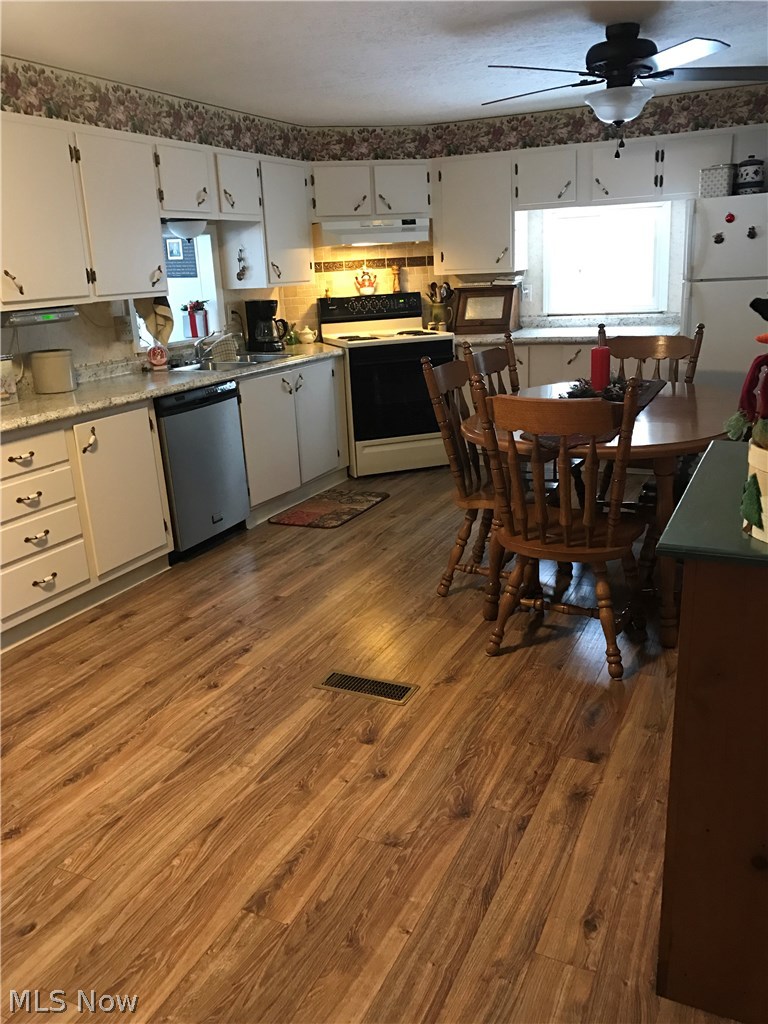 378 Industry Road Atwater, OH 44201 - Photo 6 of 17 Gallery Image 6