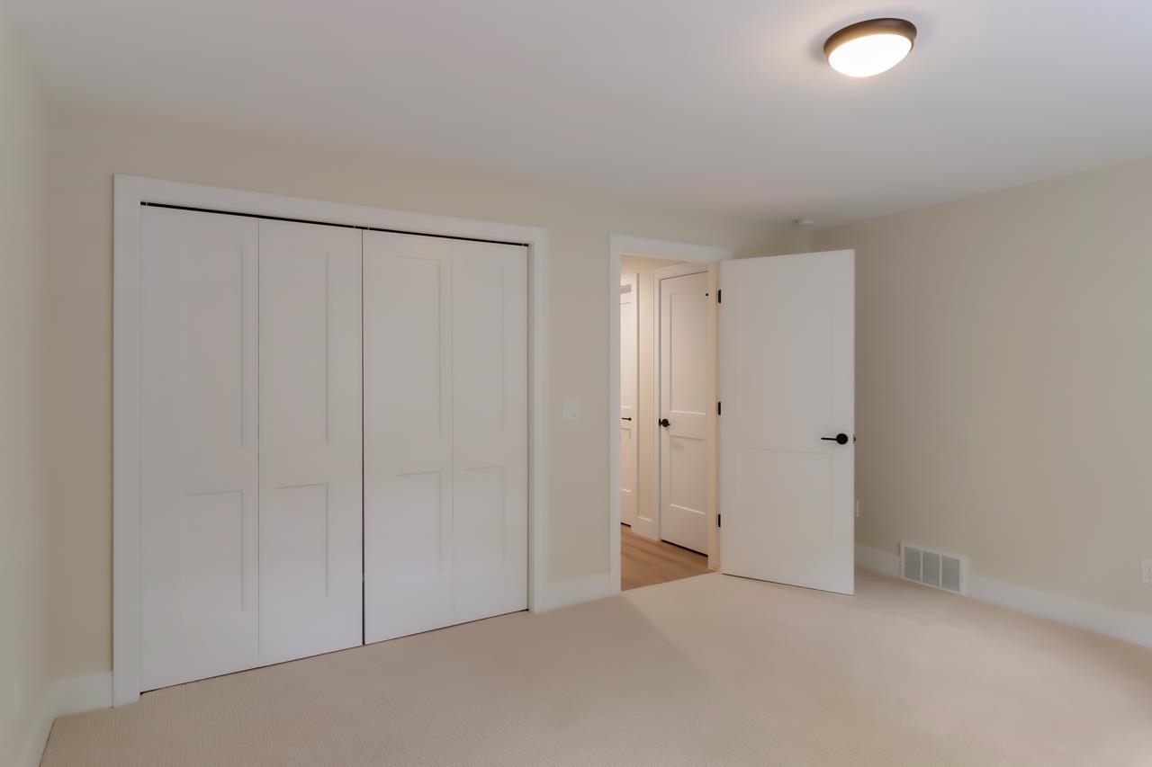 851 Carson Street, Unit 9 Traverse City, MI 49686 - Photo 33 of 36
