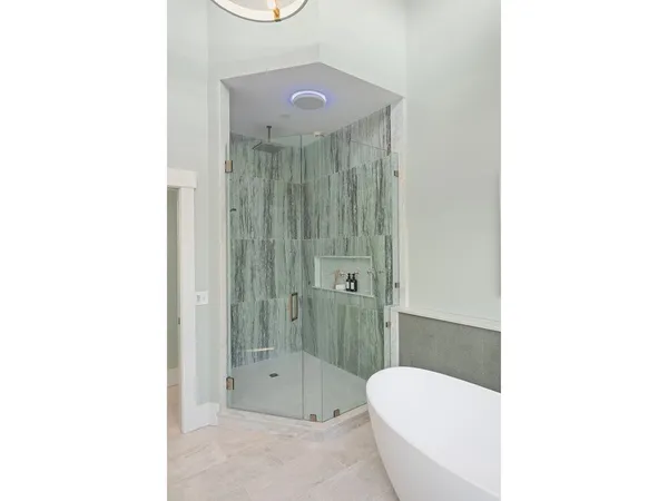 $2,795,000 | 980 Green End Avenue, Middletown, RI 02842