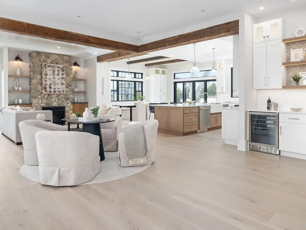 $2,795,000 | 980 Green End Avenue, Middletown, RI 02842