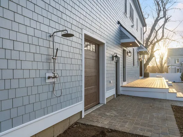 $2,795,000 | 980 Green End Avenue, Middletown, RI 02842