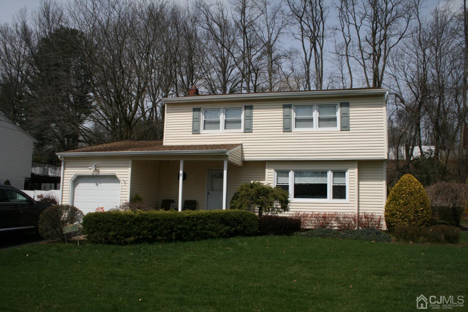 5 Albemarle Road East Brunswick, NJ 08816 - Photo 3 of 68 Gallery Image 3