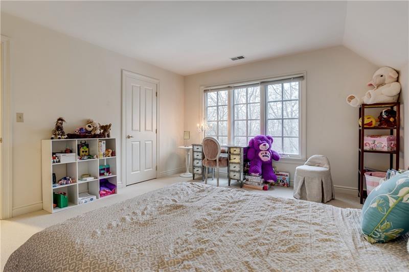 125 Witherow Road Sewickley, PA 15143 - Photo 23 of 25 Another bedroom...Wall to wall carpeting..large walk in closet.