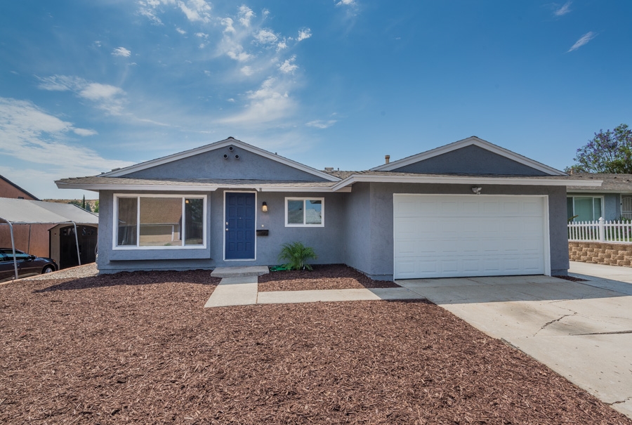10130 Gem Tree Way Santee, CA 92071 - Photo 2 of 21 Gallery Image 2