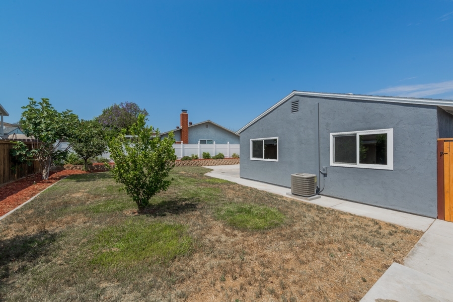 10130 Gem Tree Way Santee, CA 92071 - Photo 19 of 21 Gallery Image 19