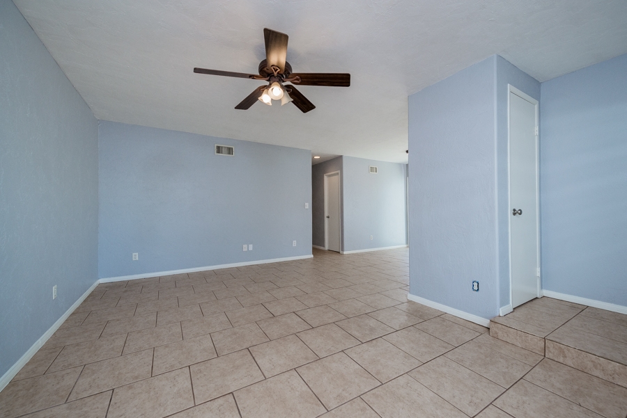 10130 Gem Tree Way Santee, CA 92071 - Photo 4 of 21 Gallery Image 4