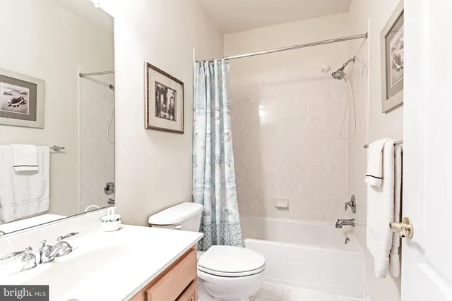 $850,000 | 12153 Caldicot Lane, Fairfax, VA 22030