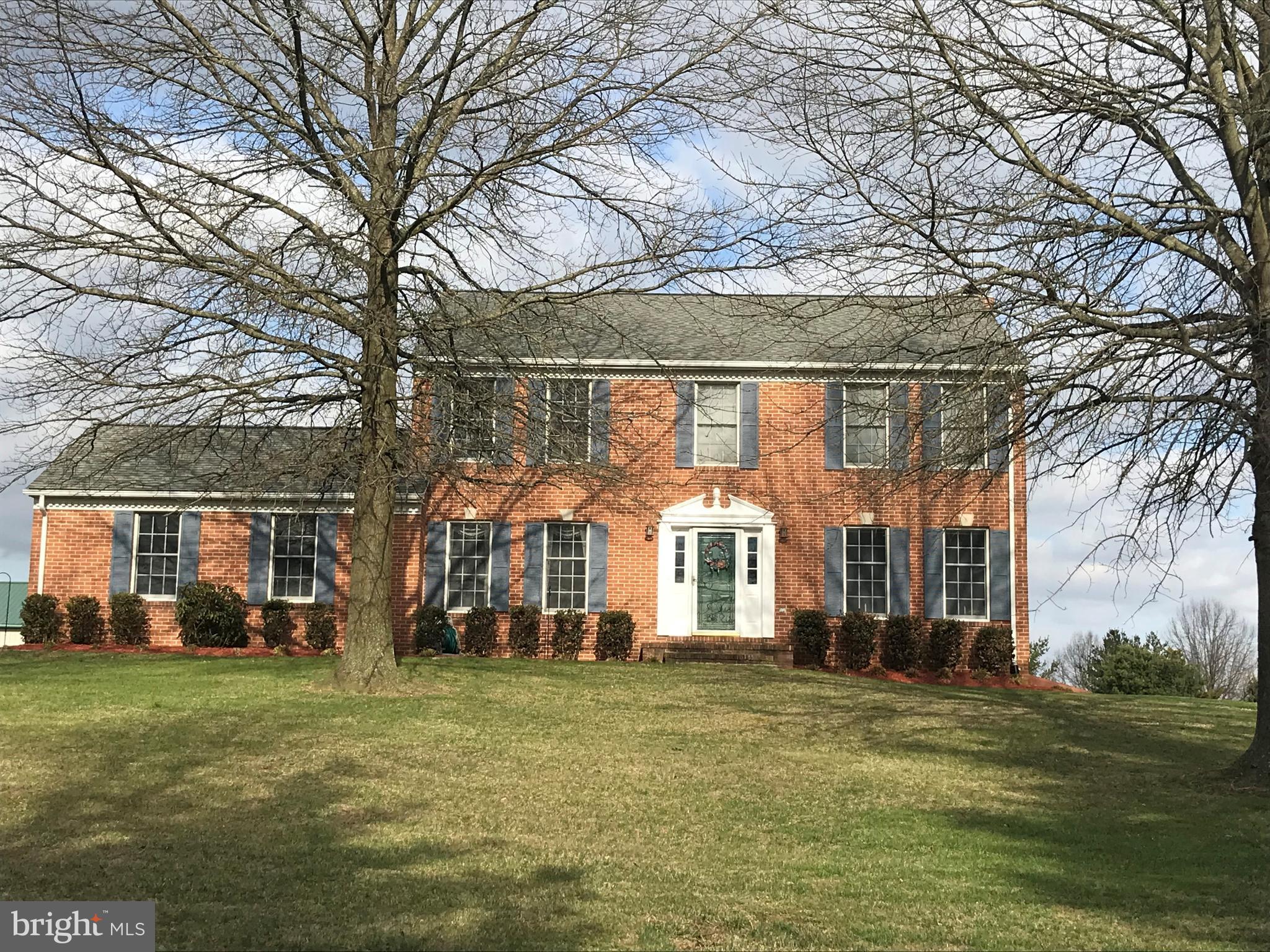 Exterior (Front)