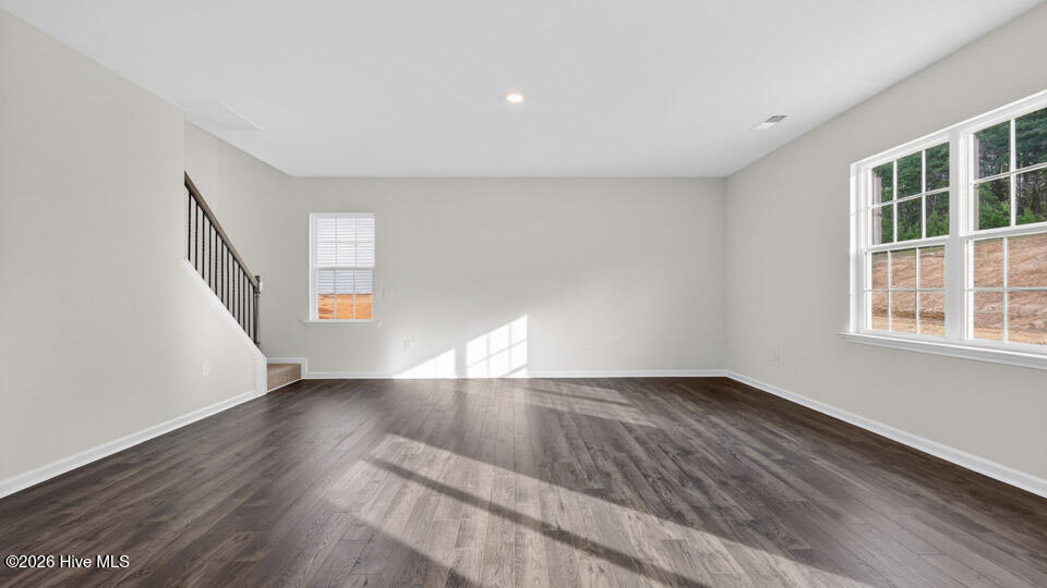 212 Rashford Way Raeford, NC 28376 - Photo 5 of 36