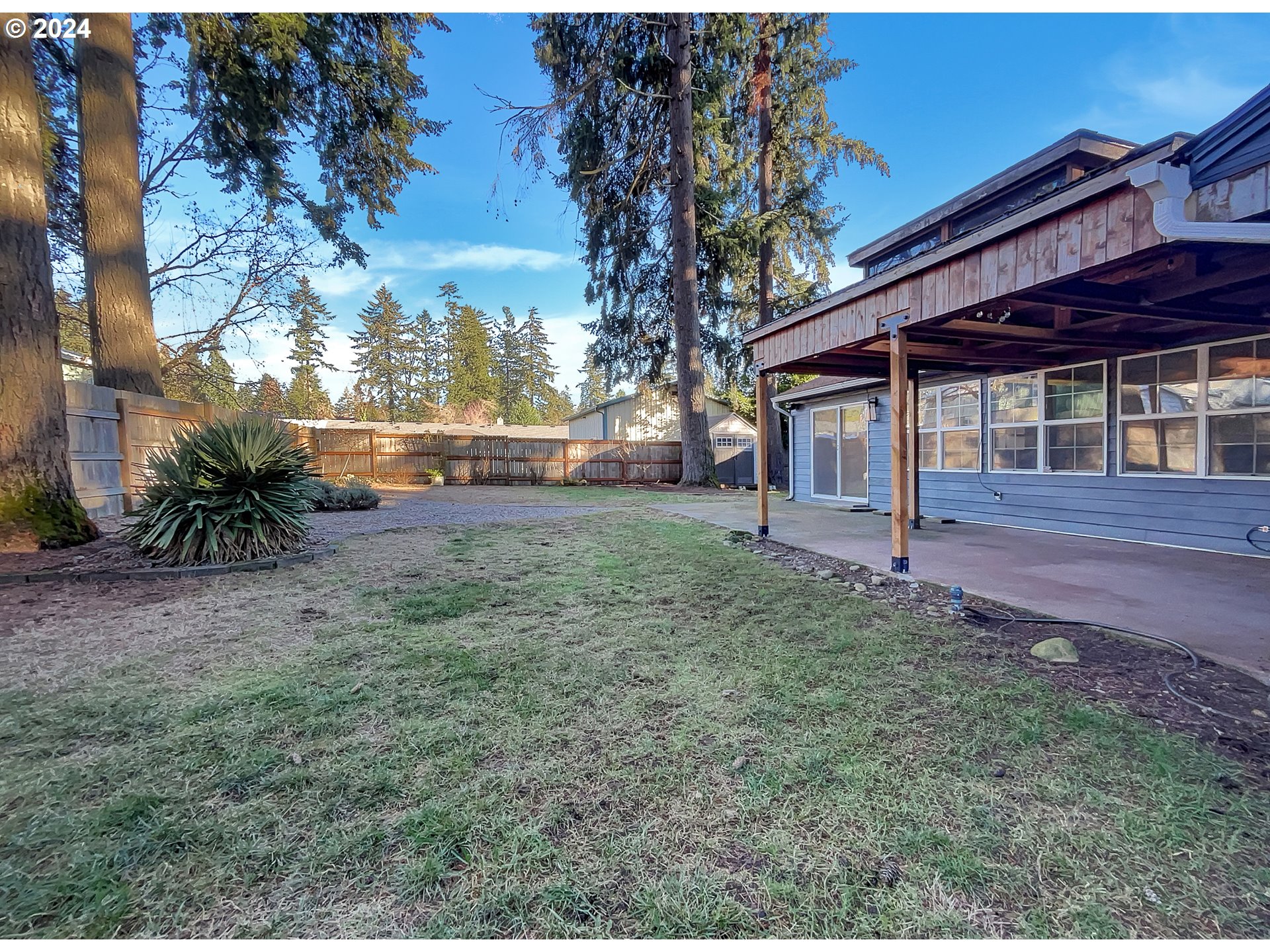 7601 Southeast Roots Road Milwaukie, OR 97267 - Photo 18 of 22 Gallery Image 18