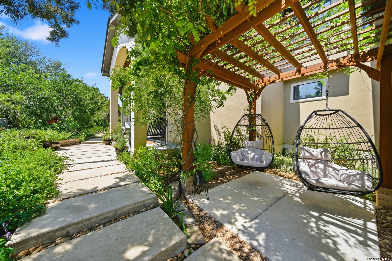 10042 Rafter S Trail Helotes, TX 78023 - Photo 5 of 69