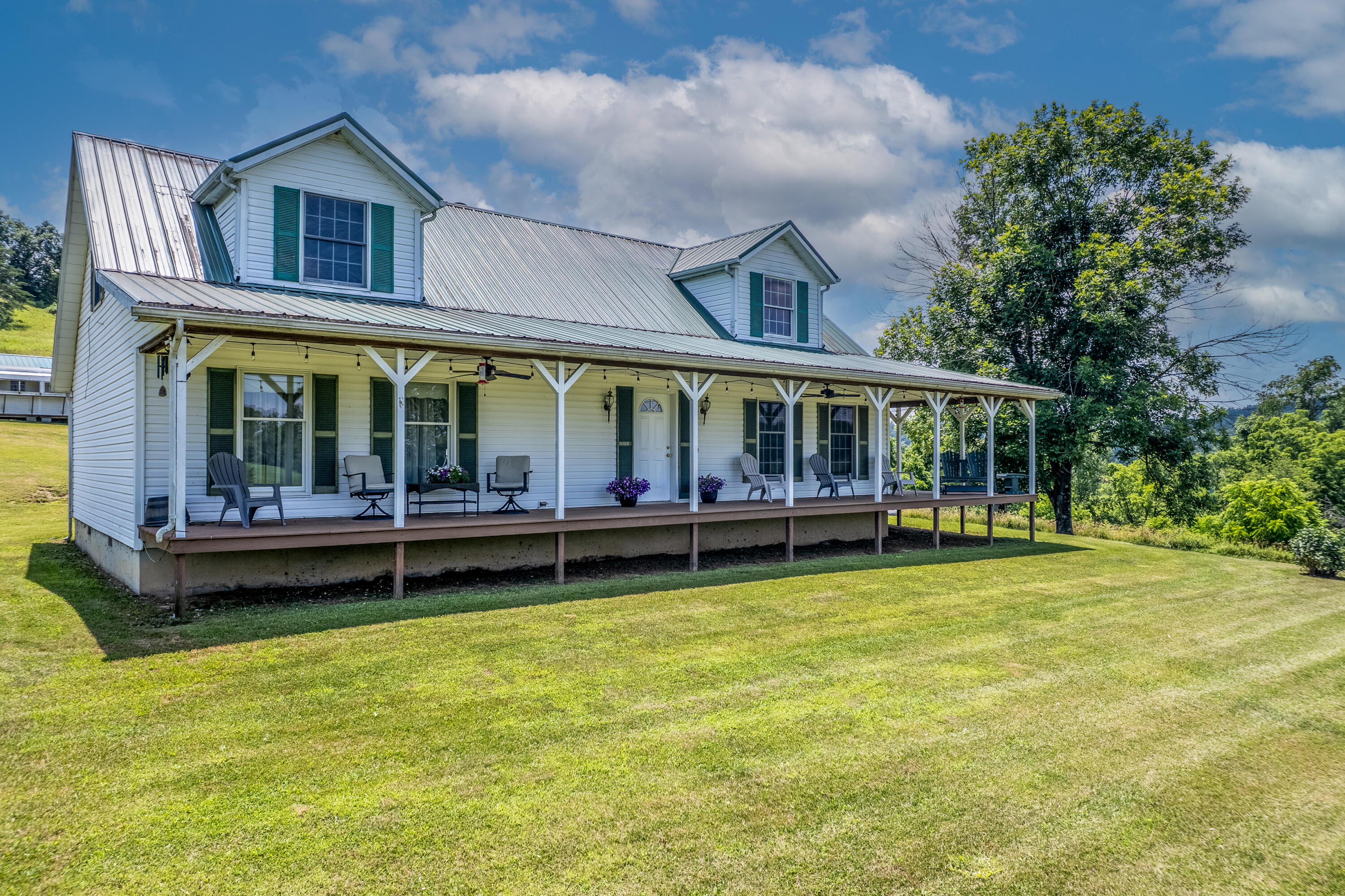 569 Bushrod Road Ezel, KY 41425 - Photo 5 of 50 DJI_0111-HDR-Edit