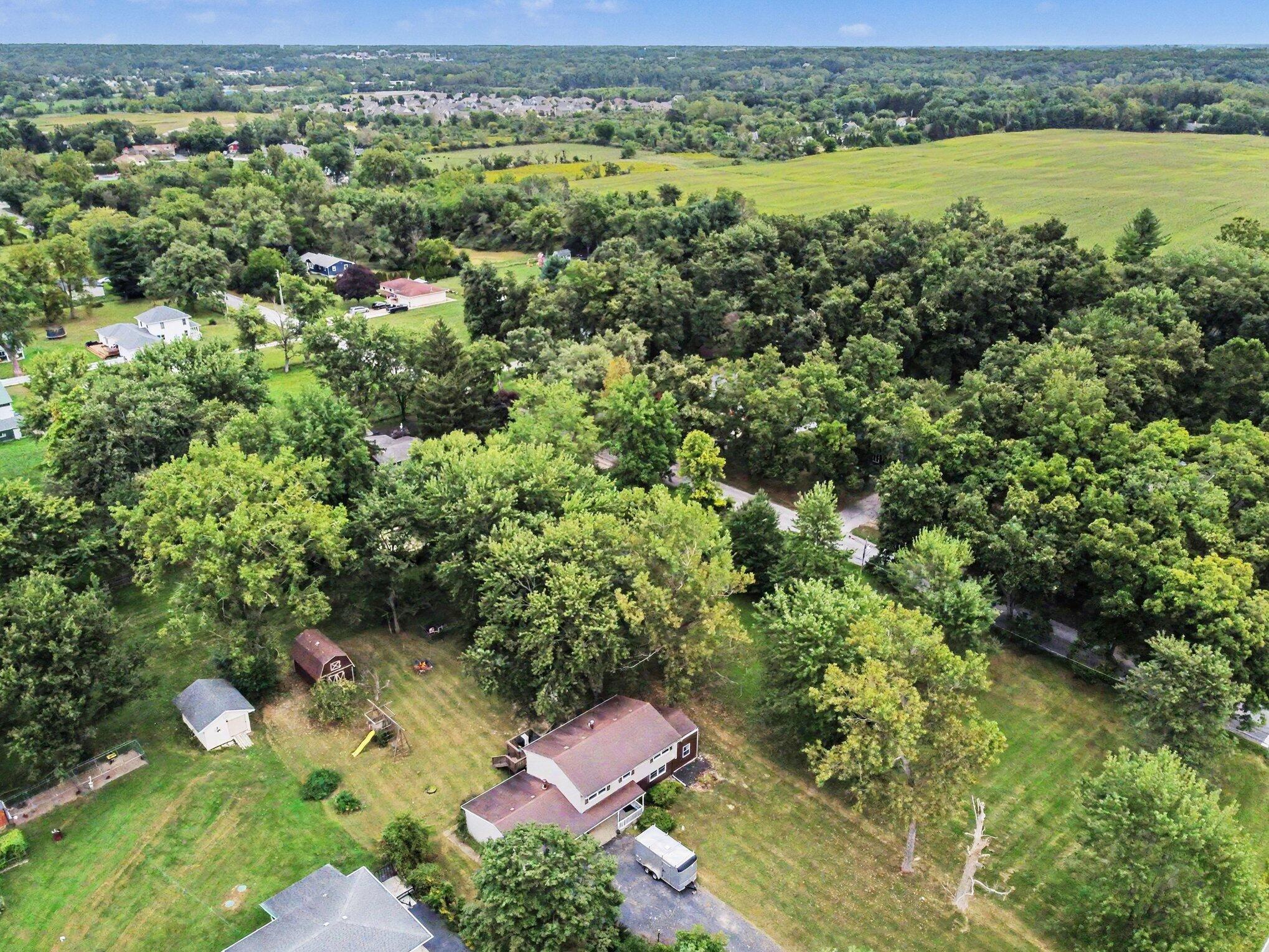 103 West Division Road Valparaiso, IN 46385 - Photo 2 of 41 2038x1529