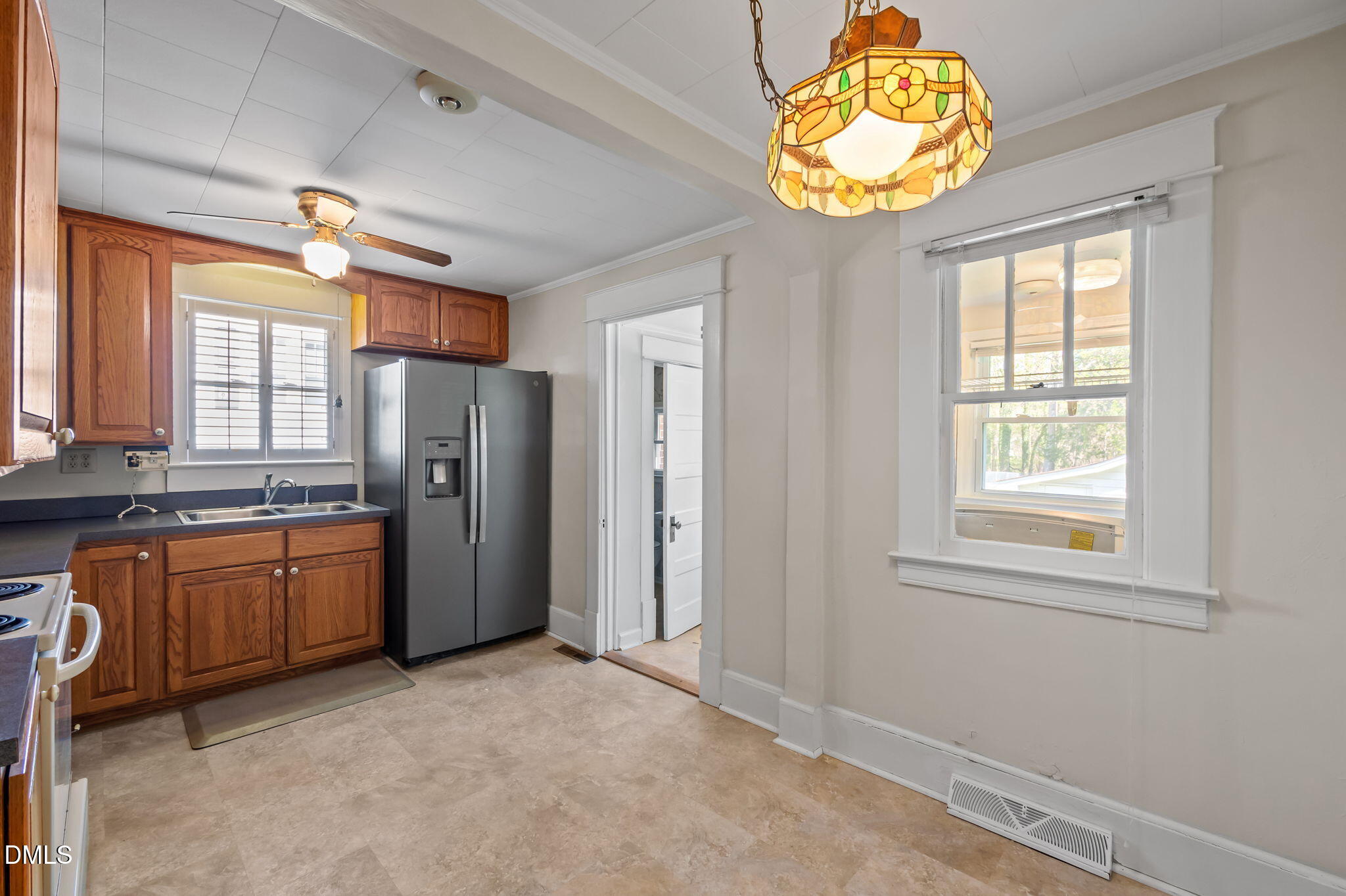 320 Barnett Avenue Roxboro, NC 27573 - Photo 15 of 48 25-web-or-mls-P1115994