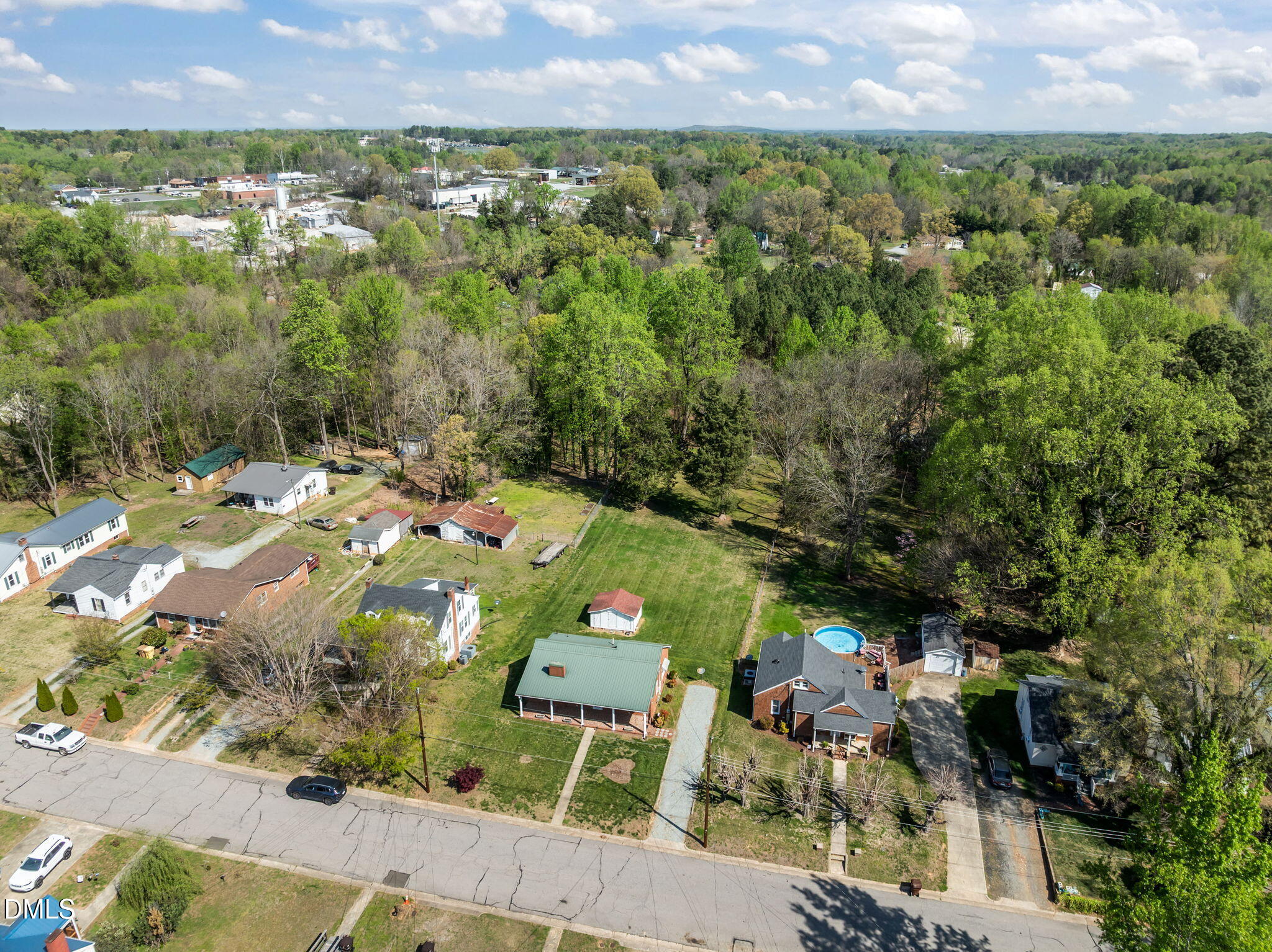 320 Barnett Avenue Roxboro, NC 27573 - Photo 44 of 48 7-web-or-mls-DJI_0241