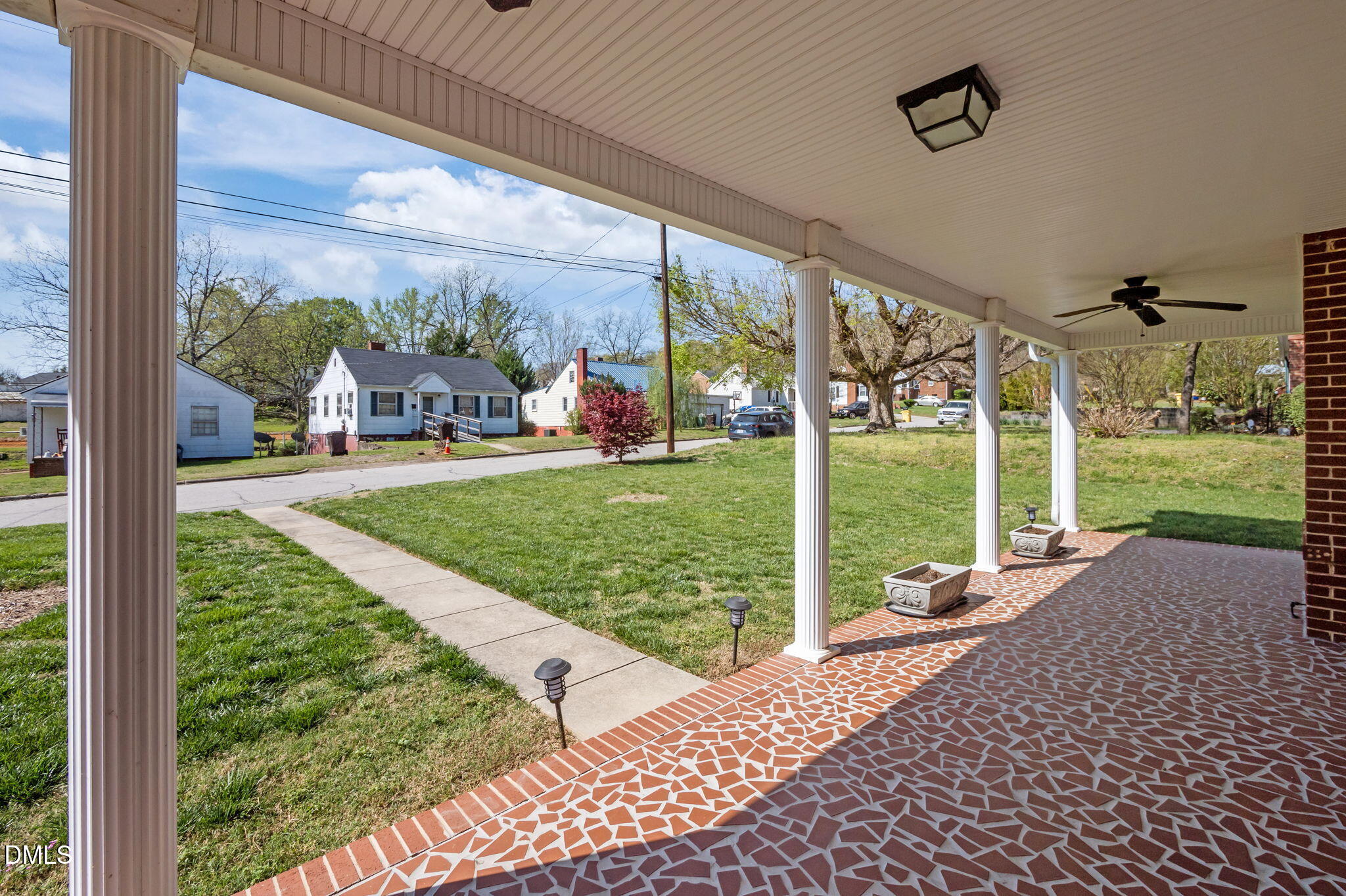 320 Barnett Avenue Roxboro, NC 27573 - Photo 7 of 48 37-web-or-mls-P1116020