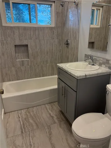 $1,800 | 110 West Home Place, Redlands, CA 92373