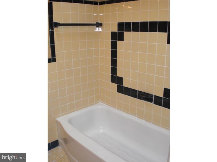 1813 Merribrook Road Philadelphia, PA 19151 - Photo 18 of 20 Gallery Image 18