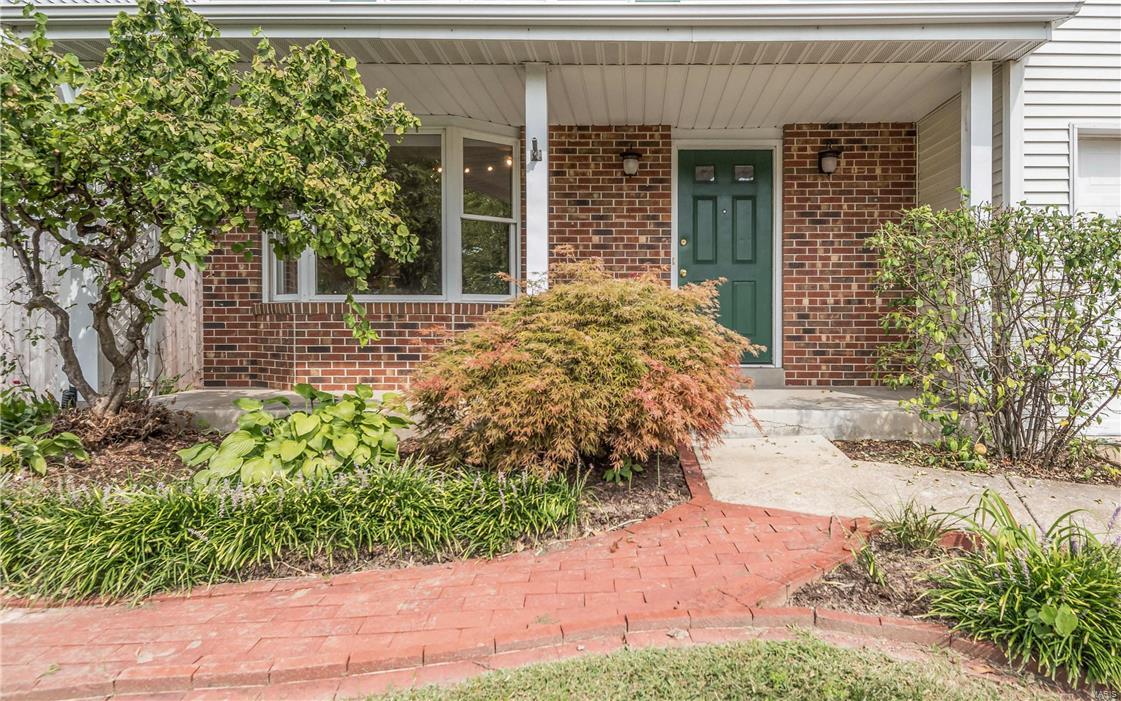 10355 Conway Road St. Louis, MO 63131 - Photo 3 of 50 Gallery Image 3