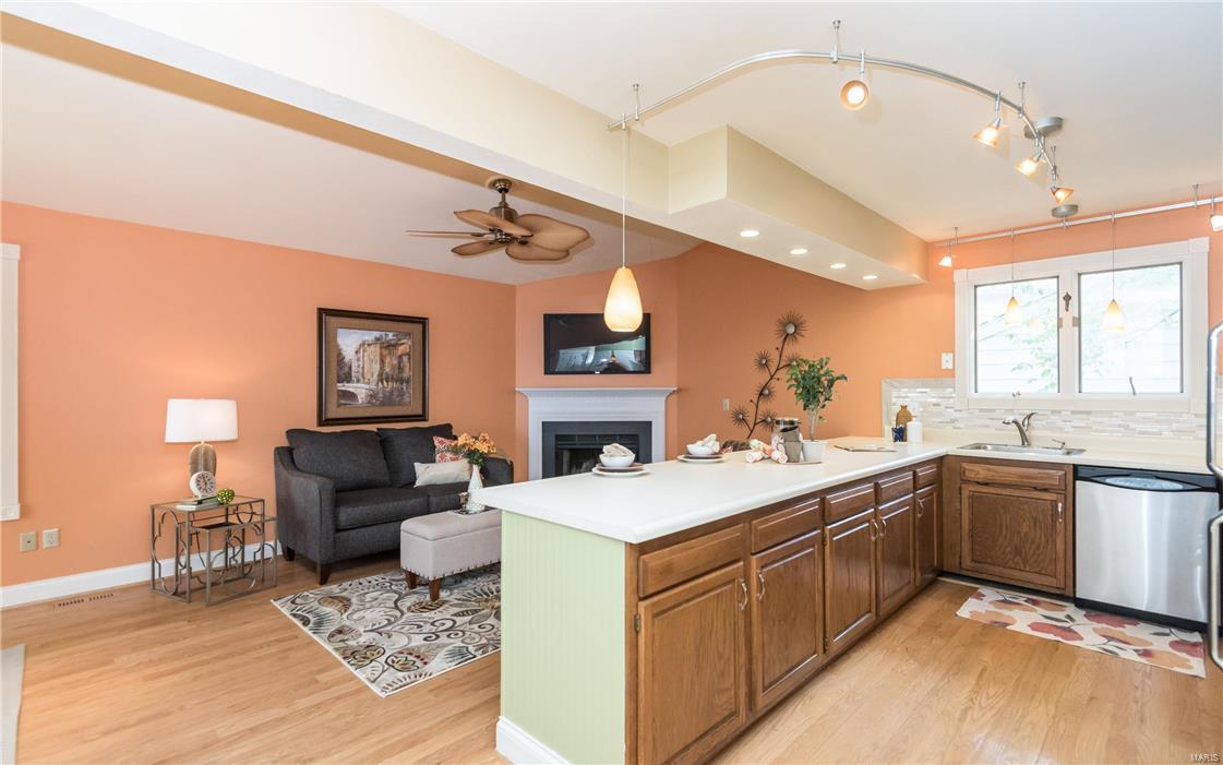 10355 Conway Road St. Louis, MO 63131 - Photo 8 of 50 Gallery Image 8