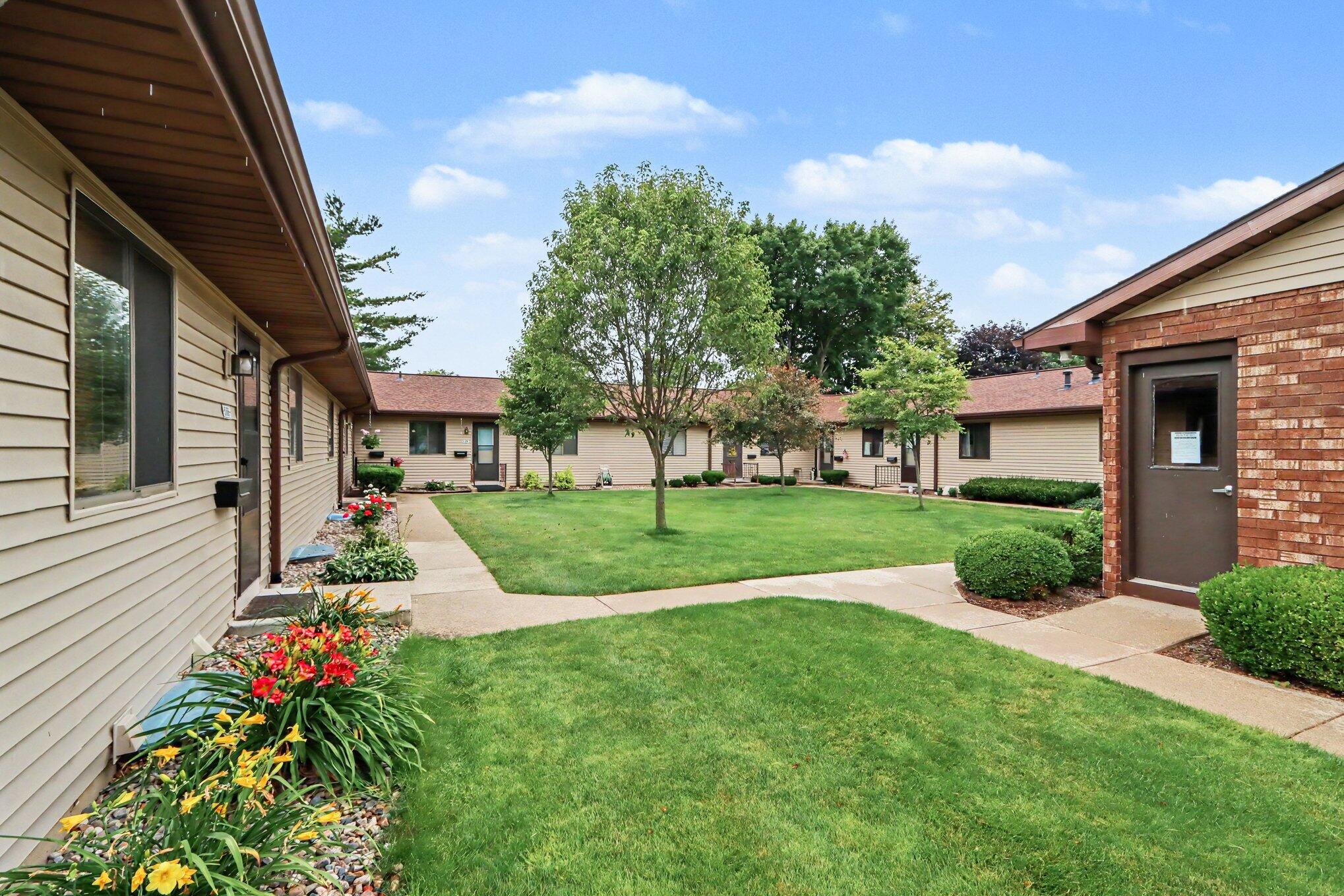 5158 Green Meadow Road, Unit 36 Kalamazoo, MI 49009 - Photo 16 of 19 020_file_4426