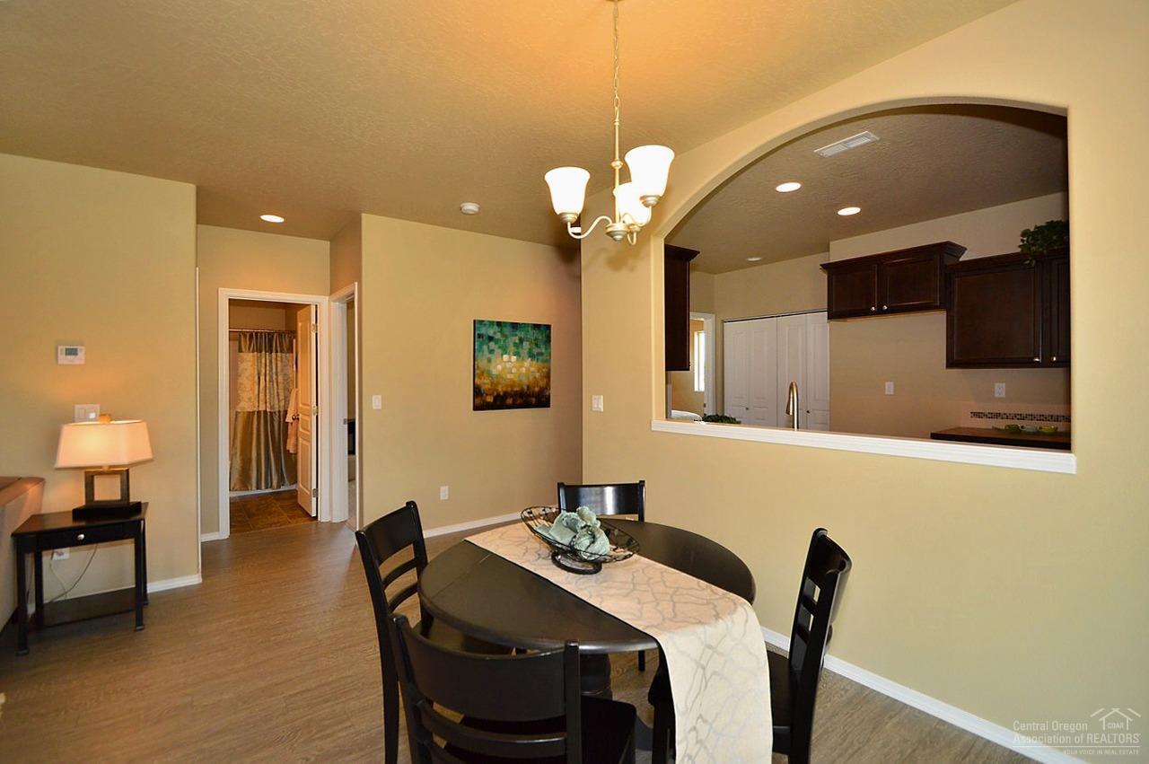 1652 Southwest 36th Way Redmond, OR 97756 - Photo 5 of 11 Additional Photo