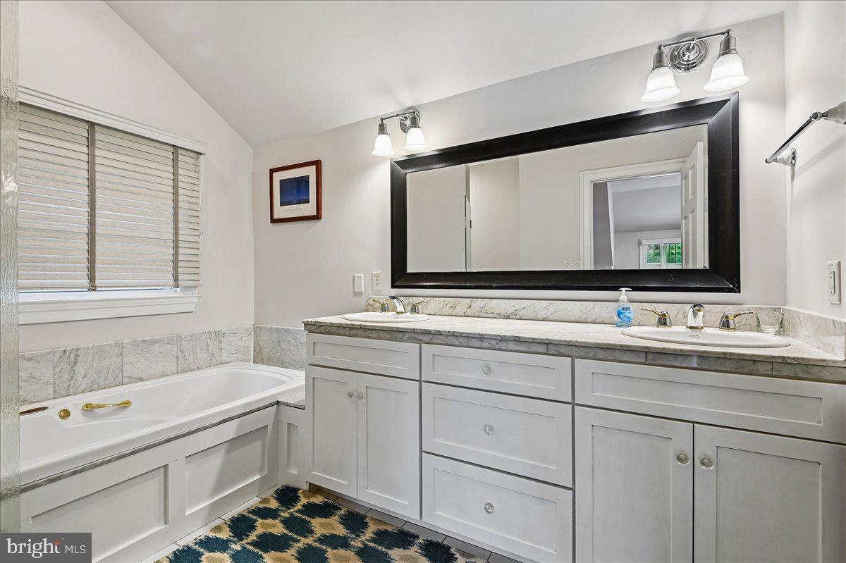 300 Magothy Bridge Road Pasadena, MD 21122 - Photo 50 of 117 Primary Bath