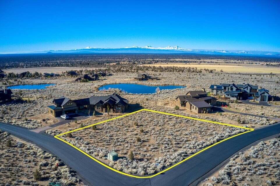 Southwest Brasada Ranch Road, Unit 336LOT Powell Butte, OR 97753 - Photo 2 of 29 336 Aerial Lot