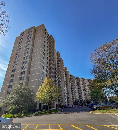 $365,000 | 307 Yoakum Parkway, Unit 407, Alexandria, VA 22304