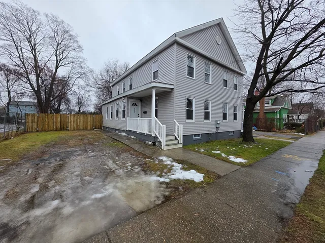 $429,000 | 113-117 Cedar Street, Springfield, MA 01105