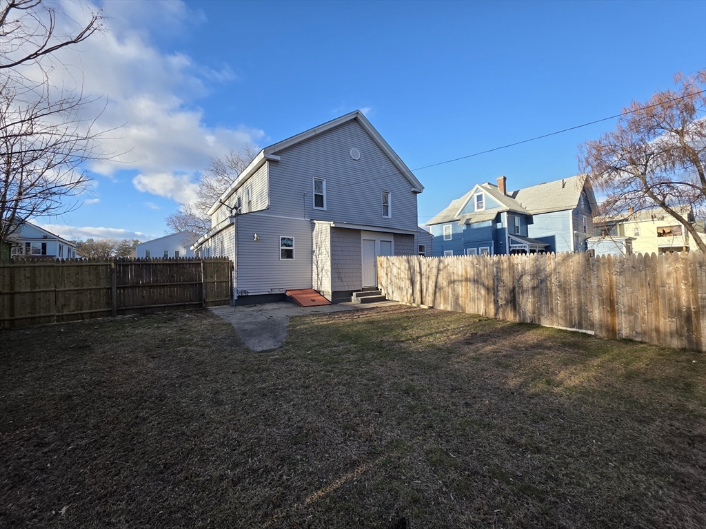 113-117 Cedar Street Springfield, MA 01105 - Photo 5 of 38