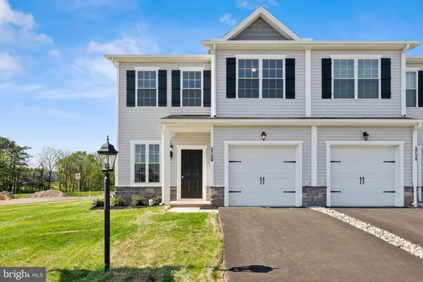 $293,222 | 3700 Castle Drive, Dover, PA 17315