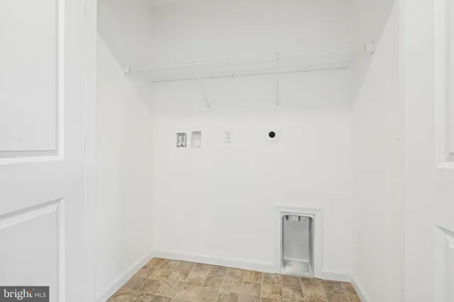 $290,623 | 3700 Castle Drive, Dover, PA 17315