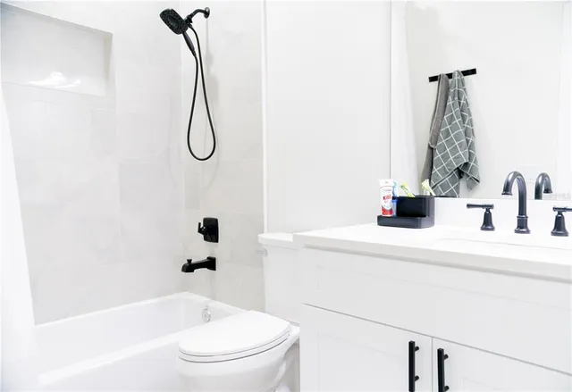 $4,300 | 15435 Verona Avenue, Clearwater, FL 33760