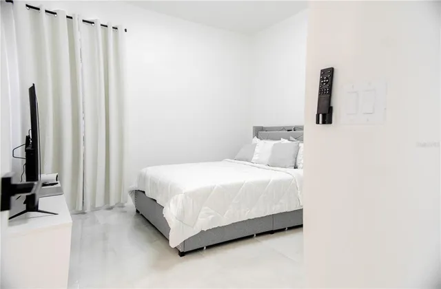 $4,300 | 15435 Verona Avenue, Clearwater, FL 33760