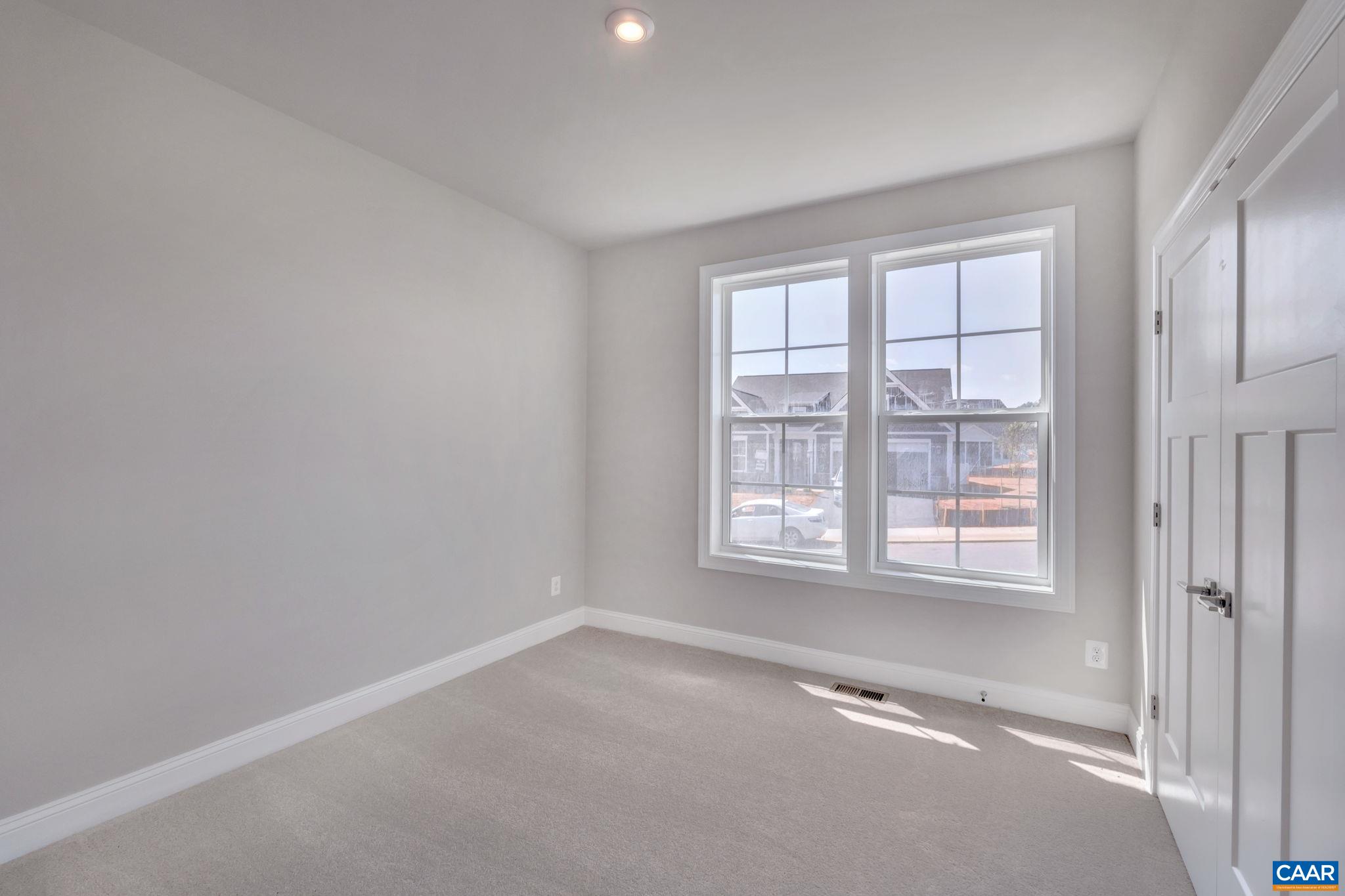 101 Springdale Road Waynesboro, VA 22980 - Photo 7 of 44 Gallery Image 7