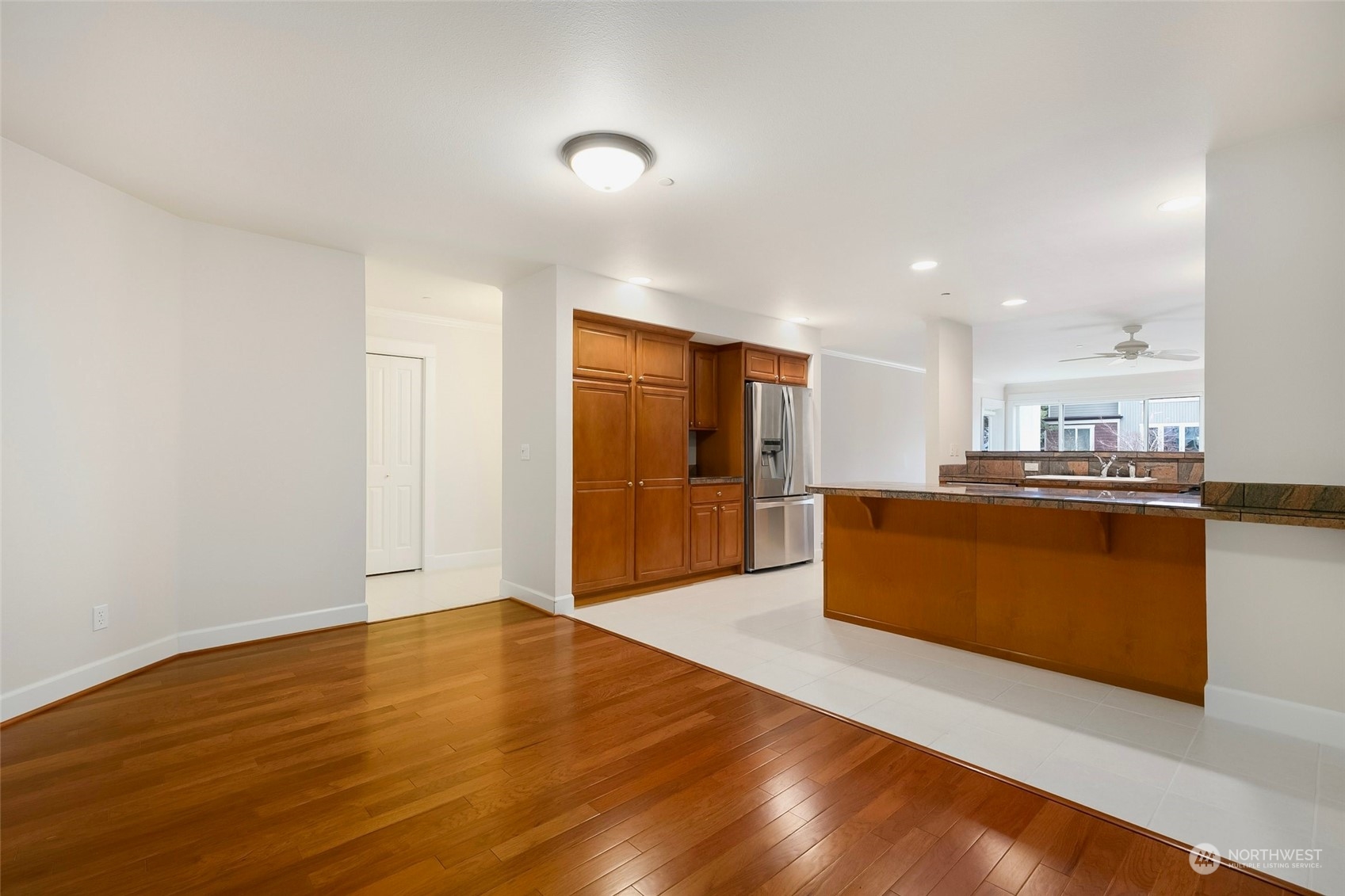 400 Walnut Street, Unit 103 Edmonds, WA 98020 - Photo 12 of 30 Gallery Image 12