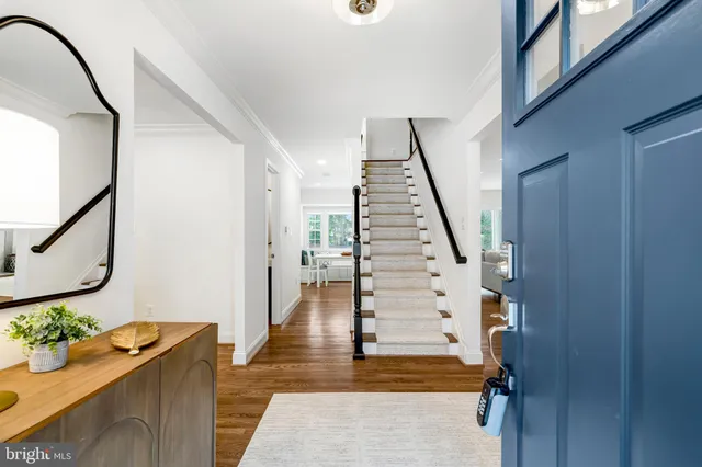 $1,250,000 | 10215 Commonwealth Boulevard, Fairfax, VA 22032