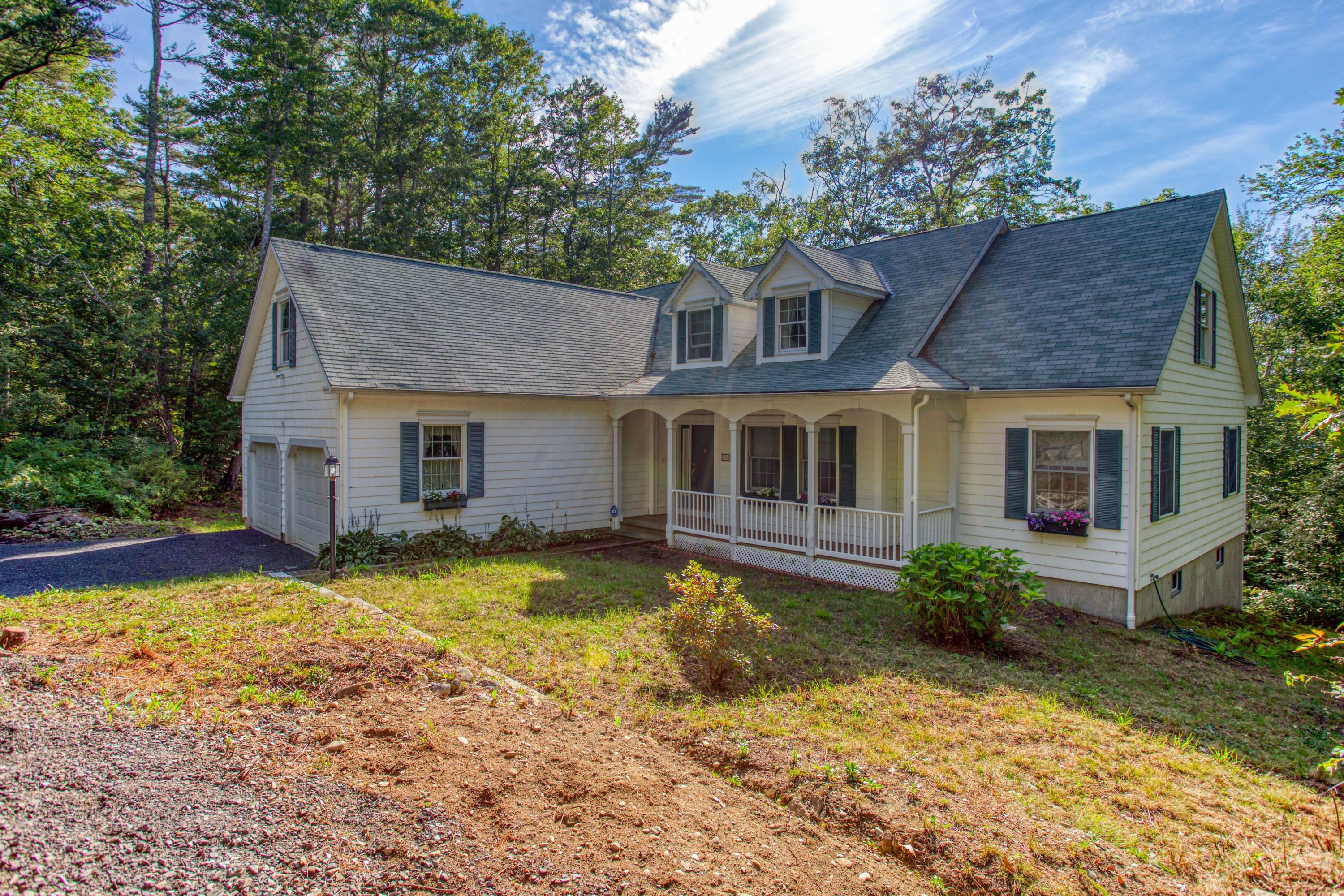 912 Back River Road Boothbay, ME 04537 - Photo 2 of 39 front photo