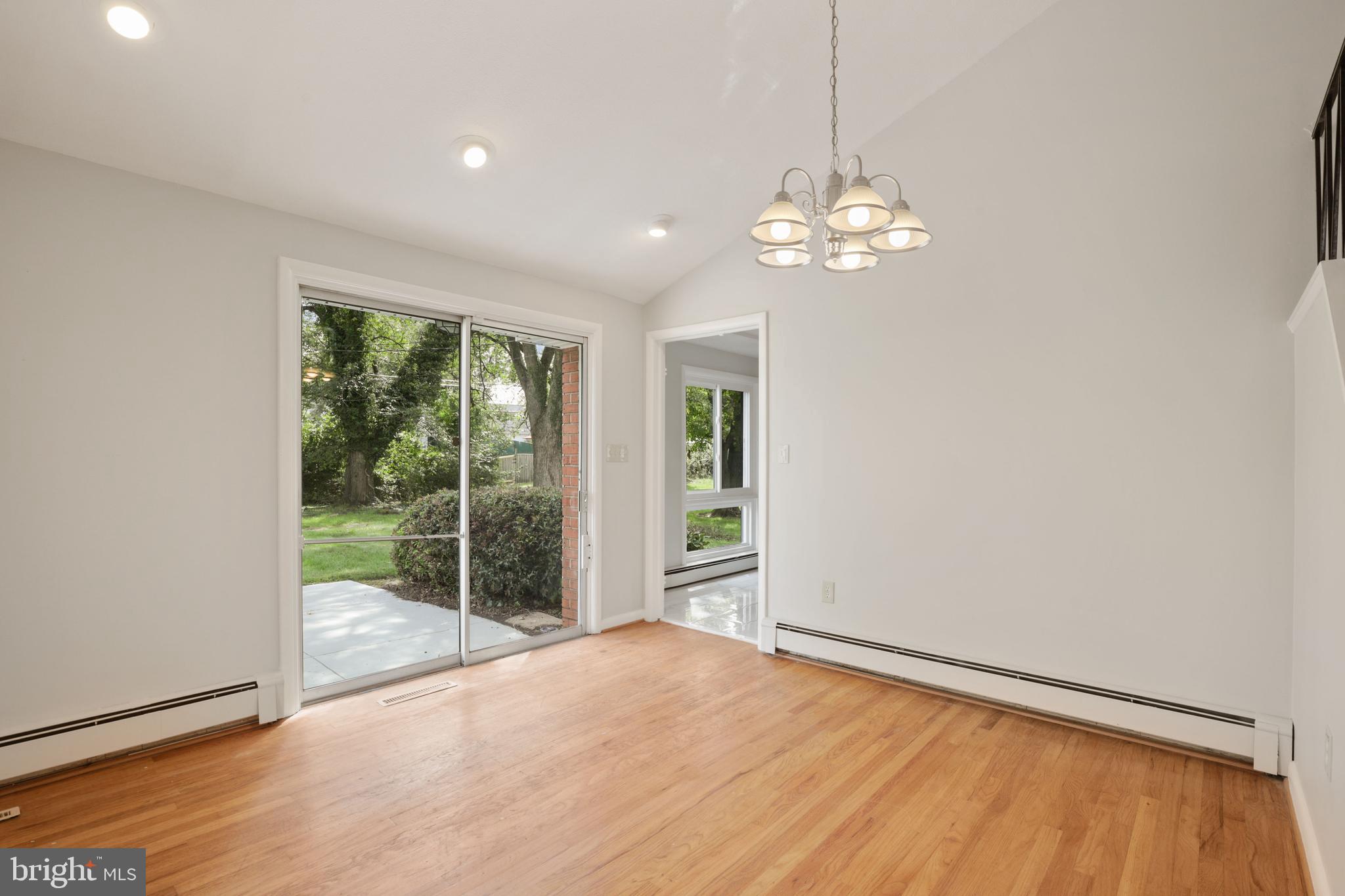 805 Hopewood Road Baltimore, MD 21208 - Photo 14 of 35