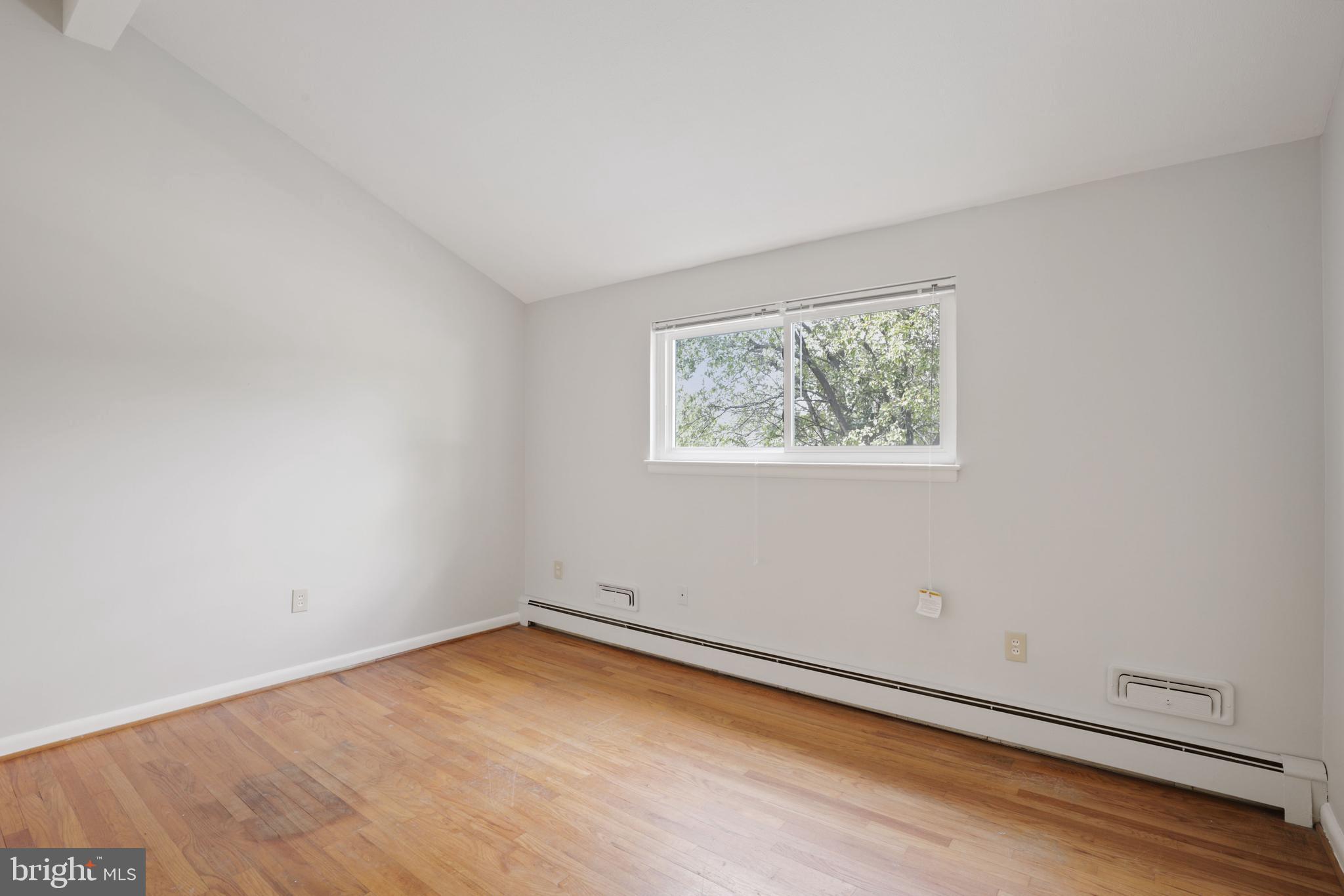 805 Hopewood Road Baltimore, MD 21208 - Photo 27 of 35 Bedroom 2