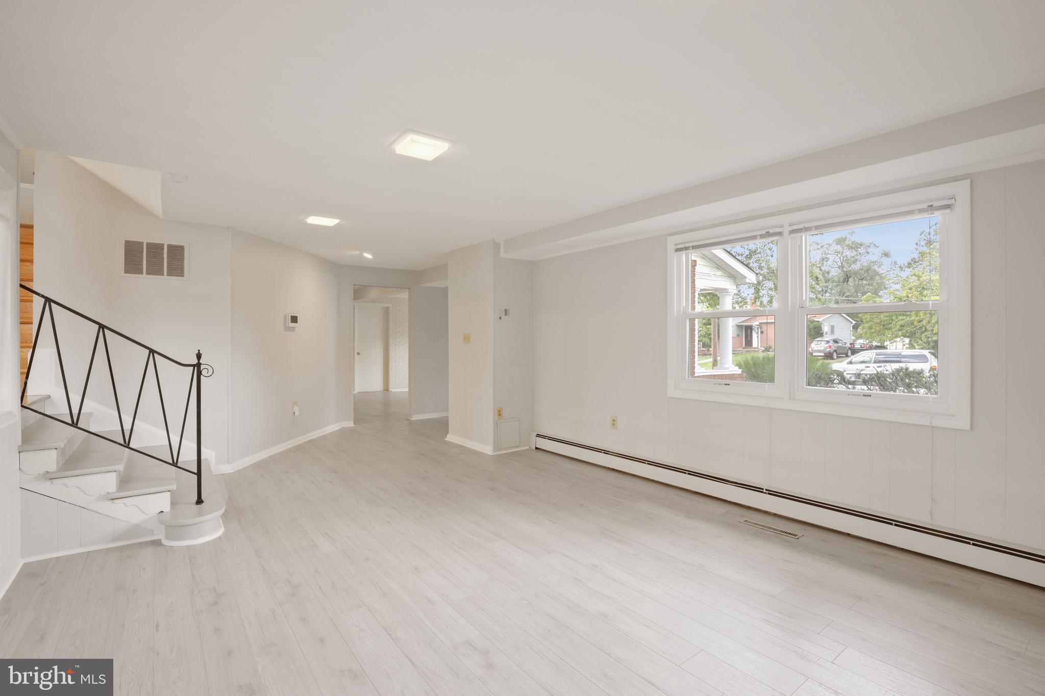 805 Hopewood Road Baltimore, MD 21208 - Photo 6 of 35