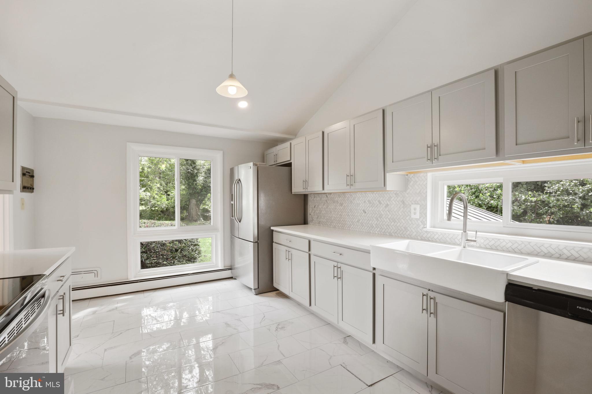 805 Hopewood Road Baltimore, MD 21208 - Photo 7 of 35 Kitchen